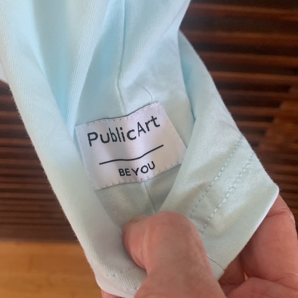 Public Art tee - Picture 3 of 9